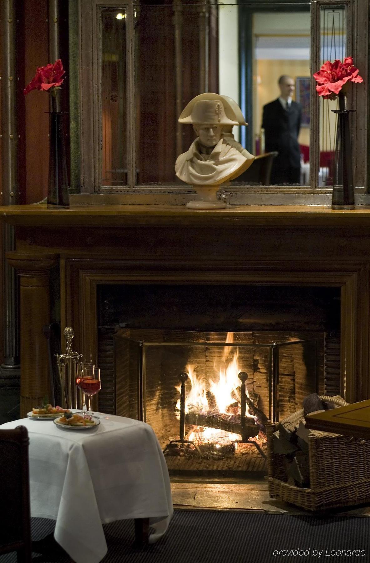 Hotel Restaurant Napoleon Fontainebleau Rum bild